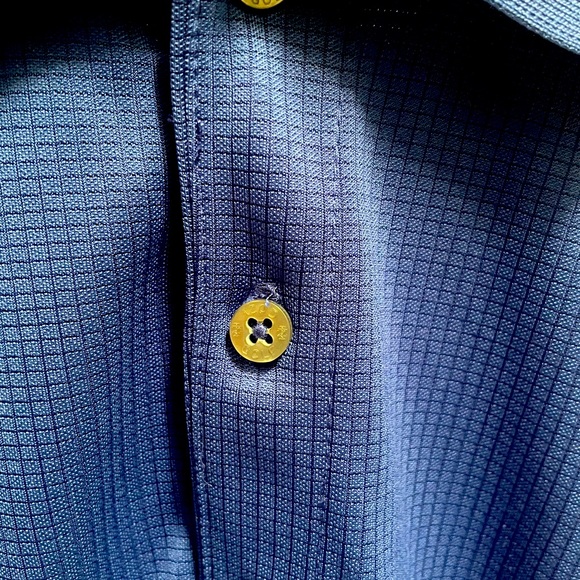 IZOD GOLF SHIRT - Picture 4 of 4